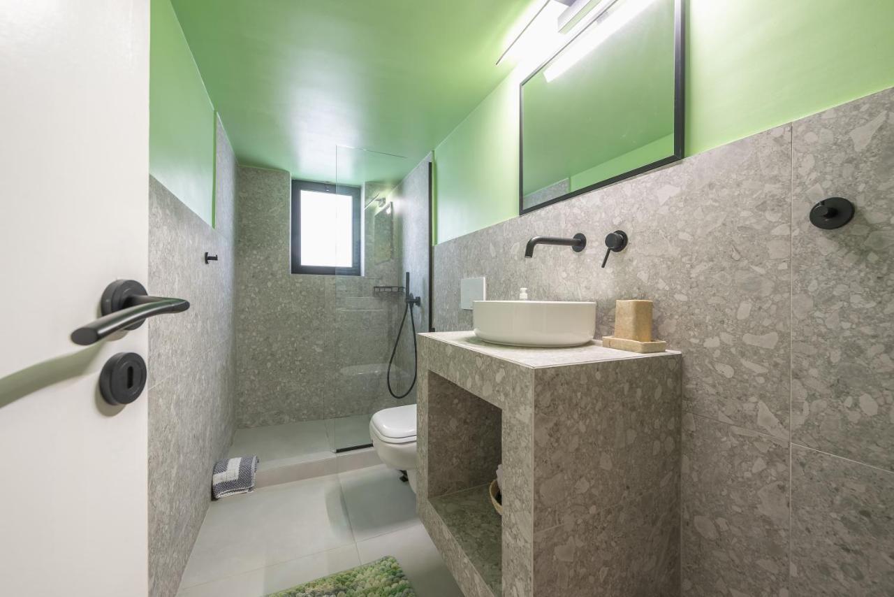 Comfy And Modern Apartment Athén Kültér fotó